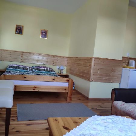 Apartamenty Wakacyjne Nad Jeziorem Juksty ムロンゴヴォ エクステリア 写真